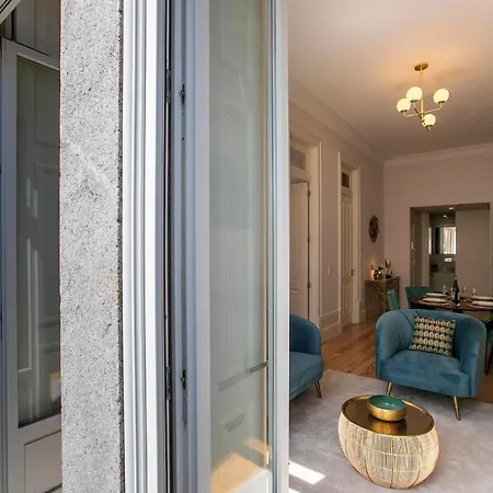 Lovelystay - 2br Flat With Ac In Duque De Loule